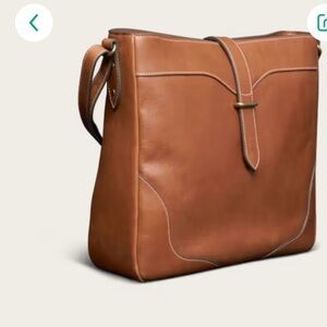 Elegant Tan Leather Men's Bag